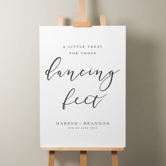 Modern Wedding Dancing Feet Sign, Flip Flop Sign For Wedding, Minimalistic Wedding Sign, Wedding Signage 'Harper'